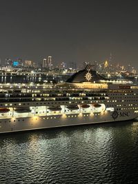 MSC by night &copy;Susanne Reuter 